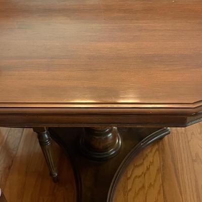 ETHAN ALLEN Table & 8 Chairs