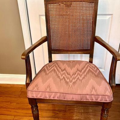 ETHAN ALLEN Table & 8 Chairs