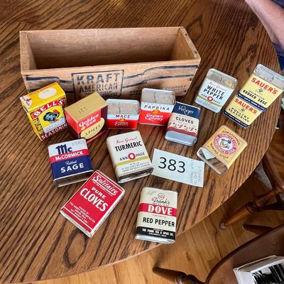 Vintage Spices & Box - 14 Pieces