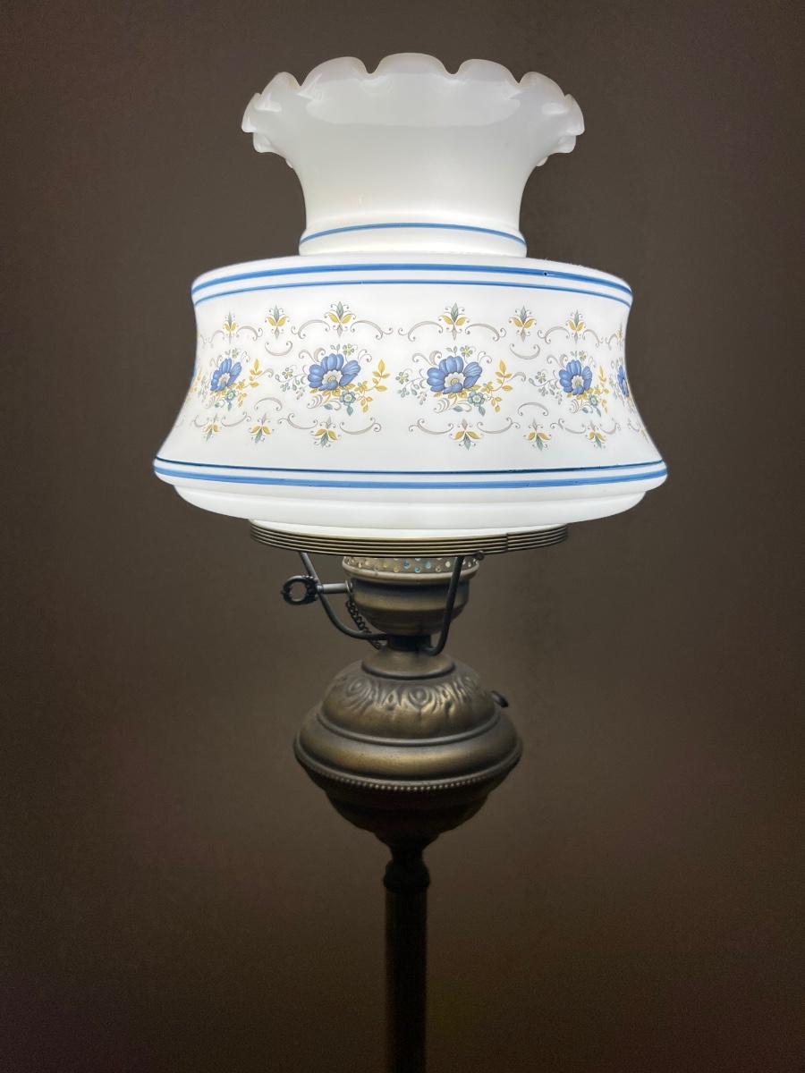 Vintage Quoizel Abigail Adams Milk Glass Globe Floor Lamp
