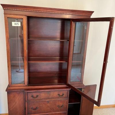 Duncan Phyfe Style China Hutch