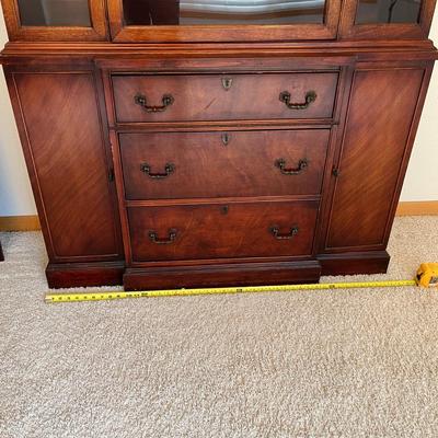 Duncan Phyfe Style China Hutch