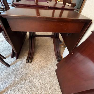 1940's Duncan Phyfe Drop Leaf Table
