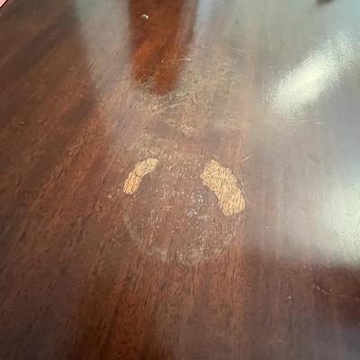 1940's Duncan Phyfe Drop Leaf Table