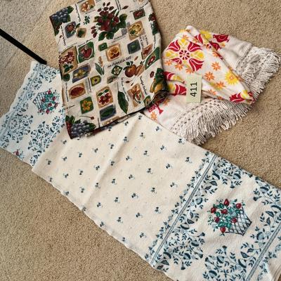 Table Cloths - 3 Pieces
