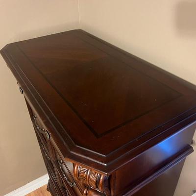 BROYHILL TALLBOY Gentlemenâ€™s Chest