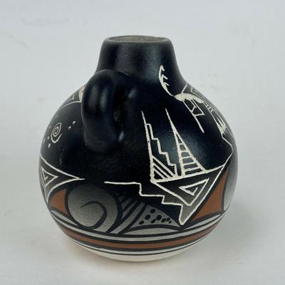 HANNA JAY KINLICHENI NAVAJO POTTERY SMALL JUG 