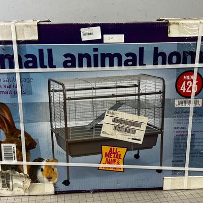 Small Animal Home Model 425 NEW NEVER OPENED!