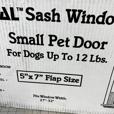Ideal  Sash Window Pet Door, NEW in the Box