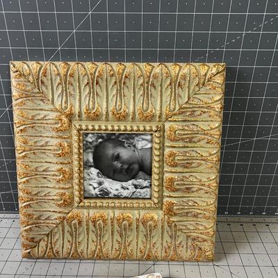 Pair of Wood Decorative Picture Frames 