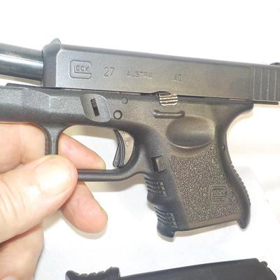 Glock 27, 40 Cal. pistol./ NOT MASS./ POLICE YES or out of state/ est. $200 to $600.