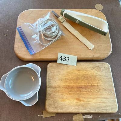 Cutting Boards & Electric Knife