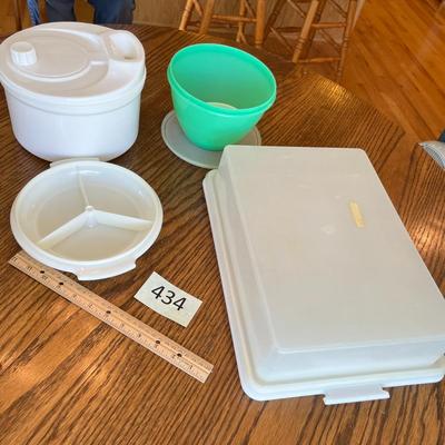 Salad Spinner & Tupperware