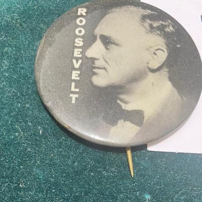 Vintage Roosevelt Button