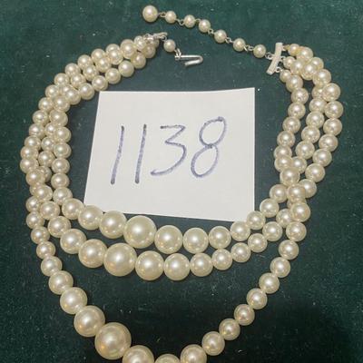 Vintage Pearl Necklace