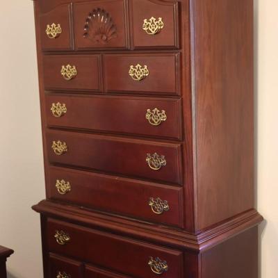 Queen Anne Style Highboy Dresser / Tall chest