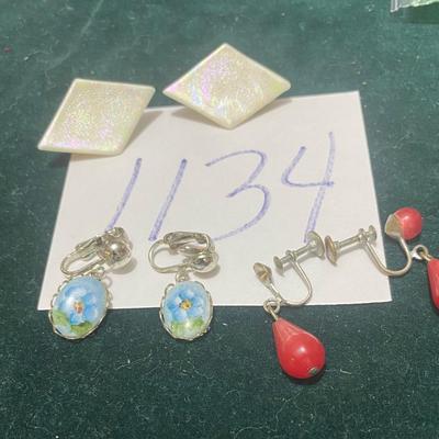 Vintage Clip On Earrings