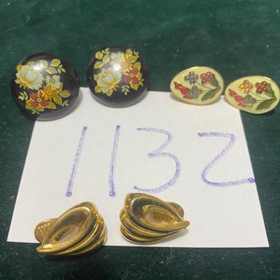 Vintage Clip On Earrings