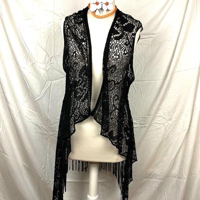 121 Black Floral Crochet Wrap/Shawl with Large Daisy Earrings and Beaded Necklace