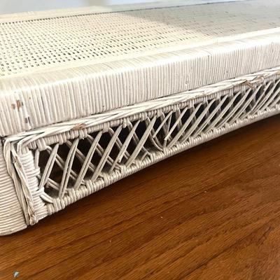 White Wicker Shelf Unit