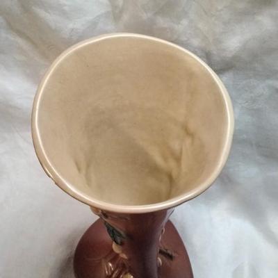 Roseville Pottery Snowberry Dusty Rose Pink Cornucopia Vase #ICC-6