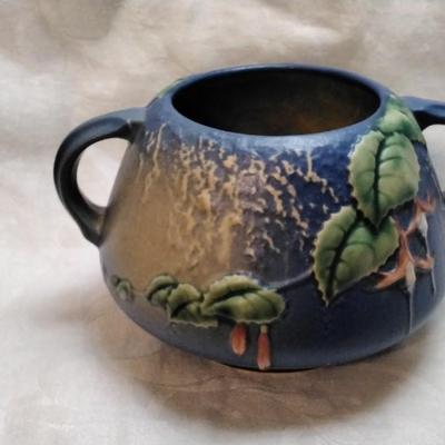 Roseville Fuchsia Blue 1938 Vintage Art Pottery Handled Ceramic Bowl Vase 346-4