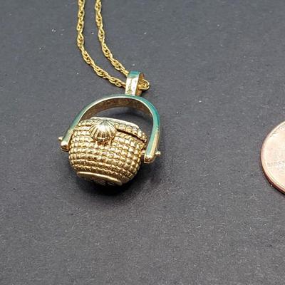 Nantucket Basket Pendant