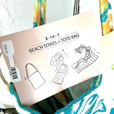 166 2-in-1 Beach Towel / Handbag with Daisy Necklace, Hair Clips and Sunglasses