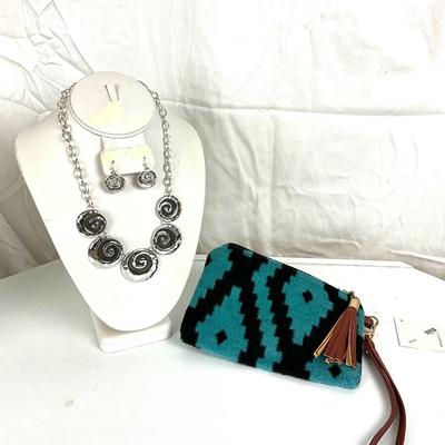171 Turquoise and Black Aztec Clutch with Silver tone Necklace and Matching Earring Set