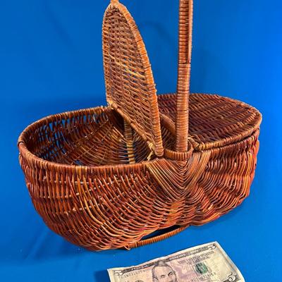 WELL MADE SEWING? KNITTING? BASKET WITH 2 FLAP LIDS