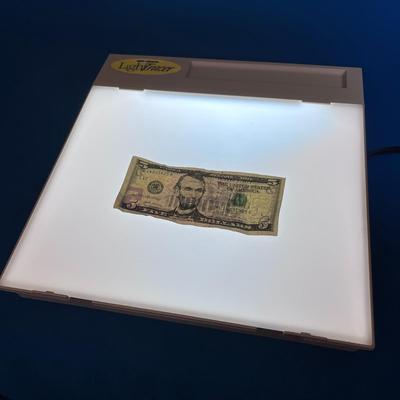 LIGHTED TRACING TABLE BY ART-O-GRAPH