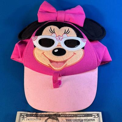NICELY EMBROIDERED MINNIE MOUSE HAT 