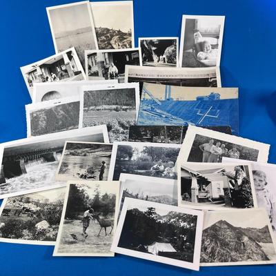 ASSORTMENT OF 23 VINTAGE BLACK AND WHITE PHOTOGRAPHS