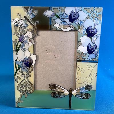 PRETTY RAISED DESIGN FLOWERS & DRAGONFLIES GLASS PICTURE FRAME