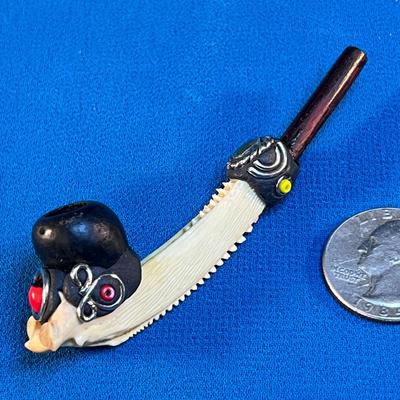 MINIATURE ARTISAN SMOKING PIPE MADE OF WOOD AND MAYBE BONE?