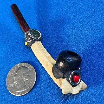 MINIATURE ARTISAN SMOKING PIPE MADE OF WOOD AND MAYBE BONE?
