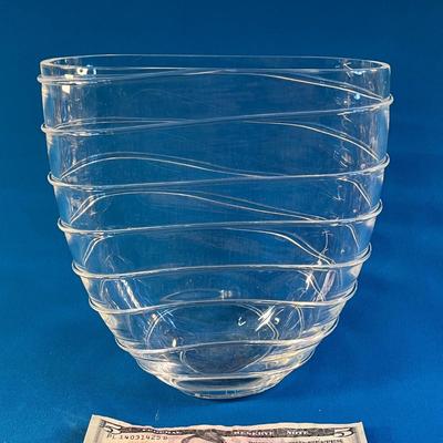 UNIQUE CLEAR RIBBED DESIGNER ART GLASS VASE