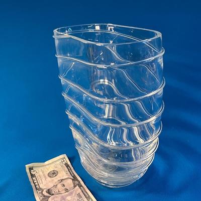 UNIQUE CLEAR RIBBED DESIGNER ART GLASS VASE