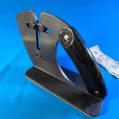 UNUSUAL KNIFE SHARPENER, HONER TOOL