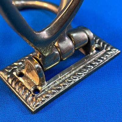 ADJUSTABLE FANCY BRASS WALL COAT HOOK