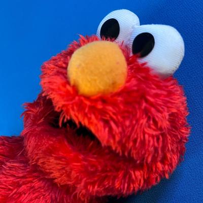 PLUSH ELMO WITH â€œIâ€™M WILD ABOUT YOUâ€ VELVET HEART