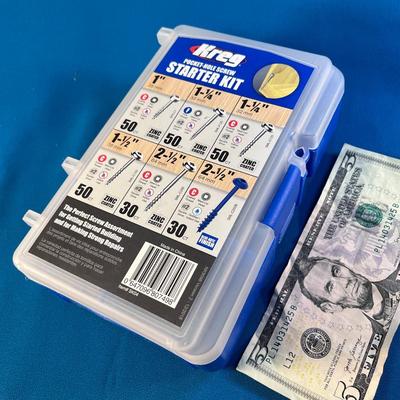 POCKET-HOLE SCREW STARTER KIT IN STURDY PLASTIC CONTAINER