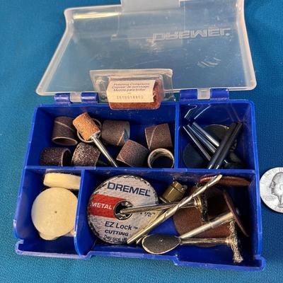 ASSORTED DREMEL TOOL ACCESSORIES 