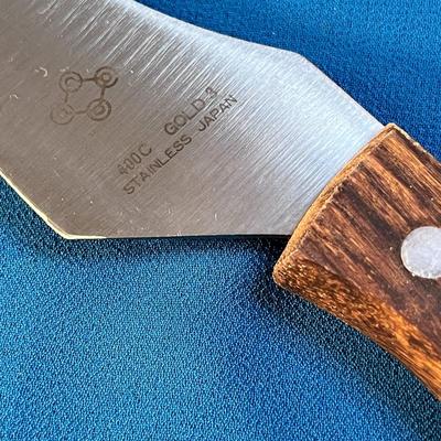 SLIGHTLY CURVED BLADE HIGH QUALITY KITCHEN KNIFE JAPAN