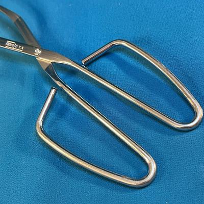 EKCO LIKE NEW OVERSIZED TONGS