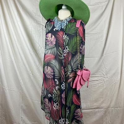 090 Palm Leaf Cover Up ,Green Straw Hat, Blue Statement Necklace, Pink Faux Leather Purse