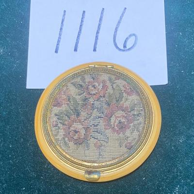 Vintage Bakelite Compact