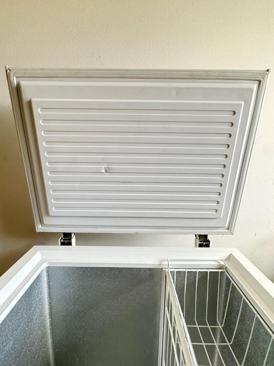 GE Chest Freezer 5 Cu Ft