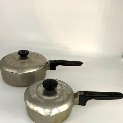 Two Vintage Magnalite Pots