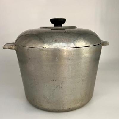 Vintage Wagner Ware Sidney Magnalite Stock Pot Dutch Oven